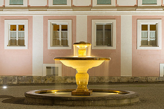 光亮,喷泉,正面,城堡,贝希特斯加登地区,巴伐利亚,德国,欧洲