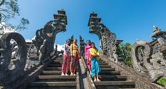年轻,巴厘岛,女人,母亲,庙宇,布撒基寺,印度尼西亚,亚洲