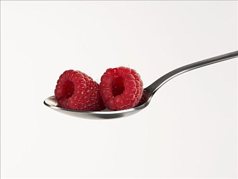 两个,树莓,勺子