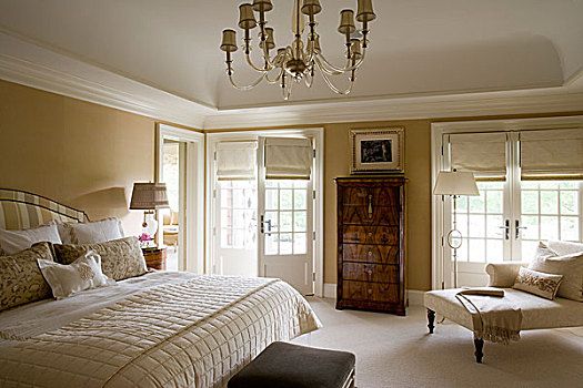 双人床,软垫,床头板,传统风格,卧室