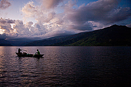 两个人,划艇,湖,黄昏,尼泊尔
