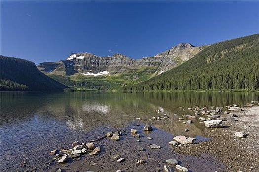 湖,瓦特顿湖国家公园,艾伯塔省,加拿大