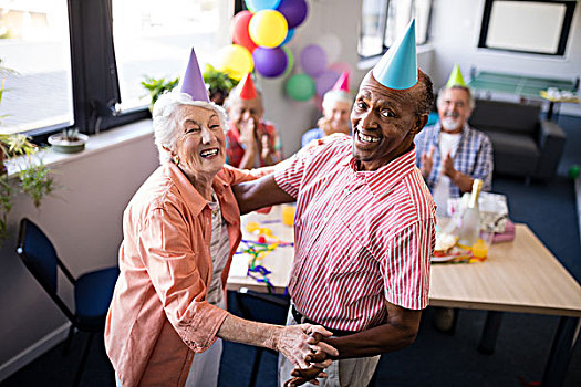 头像,高兴,老年,夫妻,跳舞,聚会,桌子,生日派对