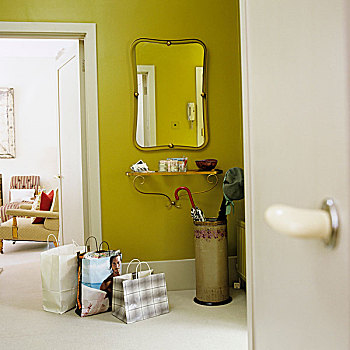 购物袋,正面,敞门,大厅,镜子,黄铜,架子,仰视,墙壁