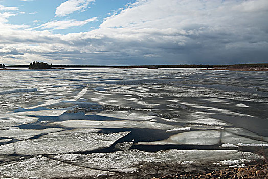 缝隙,冰,遮盖,湖,芬兰