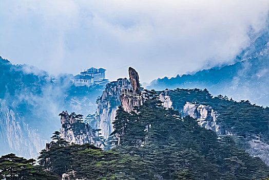 安徽省黄山市黄山飞来石景区自然景观