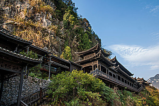 湖北夷陵长江三峡灯影峡里的,三峡人家,溪边人家