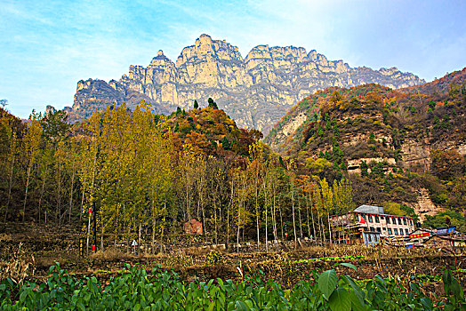 山,峡谷