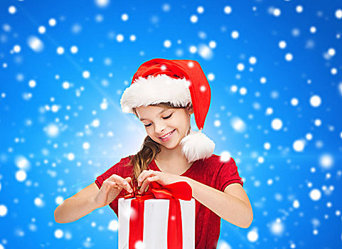 休假,礼物,圣诞节,孩子,人,概念,微笑,女孩,圣诞老人,帽子,礼盒,上方,蓝色,雪,背景