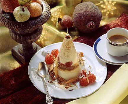 冰淇淋蛋糕,树莓,棉花糖