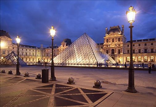 卢浮宫金字塔,卢浮宫,巴黎,法国