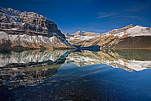 晶莹,清晰,冰河,水,弓湖,班芙国家公园,艾伯塔省,加拿大,落基山脉