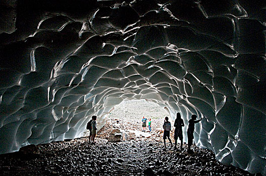 洞穴,冰河,碧玉国家公园,艾伯塔省,加拿大