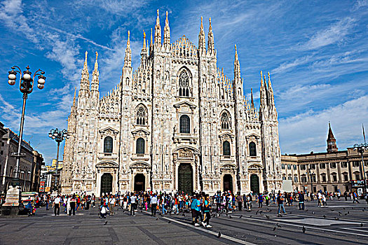 意大利米兰大教堂,duomo,piazza,del