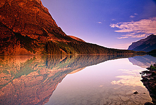 湖,阿悉尼伯因山,省立公园,不列颠哥伦比亚省,加拿大