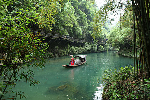 宜昌,三峡人家,长江,运输,航道,民俗,表演,风景,景点,旅游,高山,瀑布,河流,神秘,树木,植被,峡谷,壮观