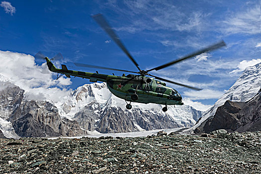 直升飞机,降落,露营,中心,掸邦,山脉,边界,吉尔吉斯斯坦,中国,亚洲