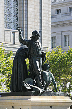 美国,加州,旧金山市政厅前的雕塑