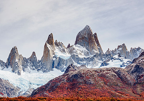 攀升,洛斯格拉希亚雷斯国家公园,圣克鲁斯省,巴塔哥尼亚,阿根廷,南美