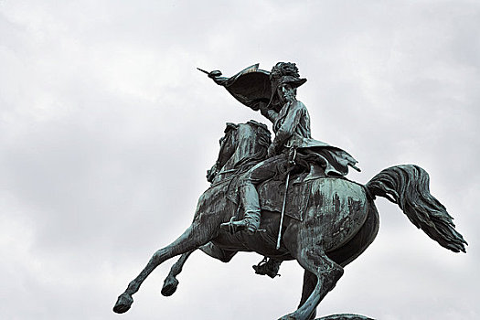 仰视,骑马雕像,英雄广场,维也纳,奥地利