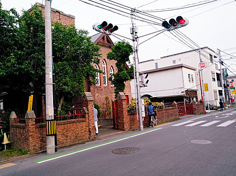 日本街头建筑红砖
