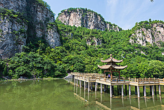 济南大小门牙景区