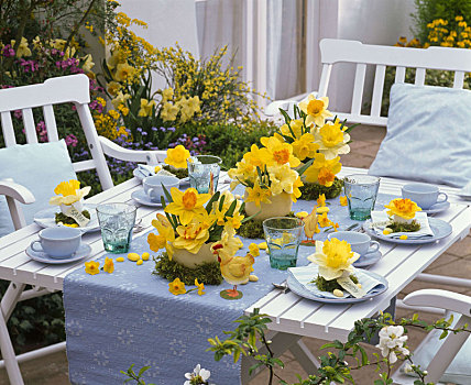 复活节餐桌,装饰,水仙花
