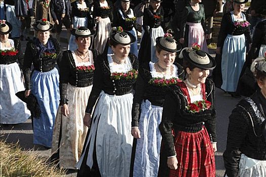女人,穿,传统服装,队列,宴会,白天,圣徒,山谷,上巴伐利亚,德国,欧洲