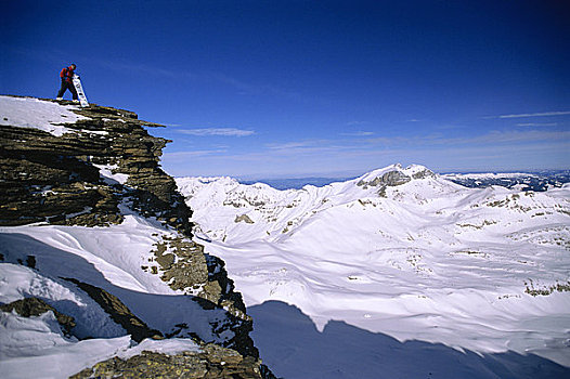 滑雪板玩家,站立,悬崖,少女峰,瑞士