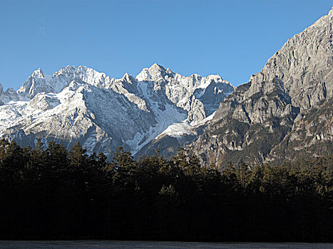 云南玉龙雪山