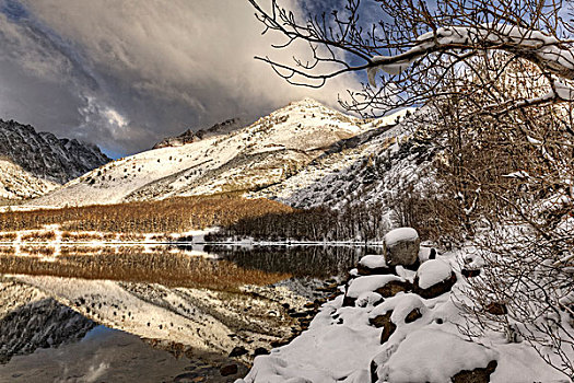 美国,加利福尼亚,内华达山脉,雪,北湖,画廊