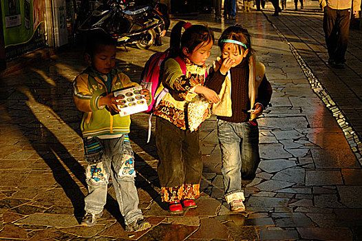 女孩,家,课外,丽江,云南,中国,十二月,2006年