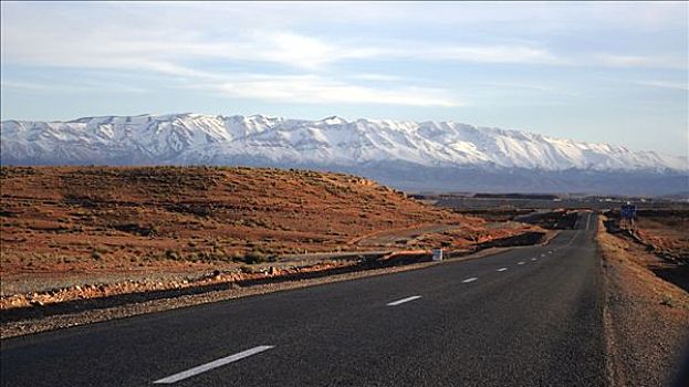 乡间小路,高原,中间,山峦,大阿特拉斯山,后面,摩洛哥