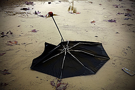 毁坏,伞