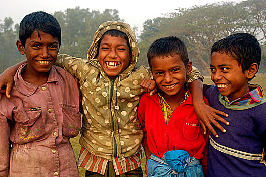 一群孩子,木豆,孟加拉,一月,2008年