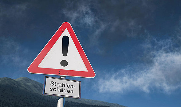 警告标识,蓝天,云,警告,辐射,德国,欧洲
