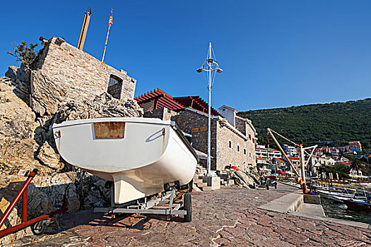 白色,渔船,站立,海岸,港口,黑山