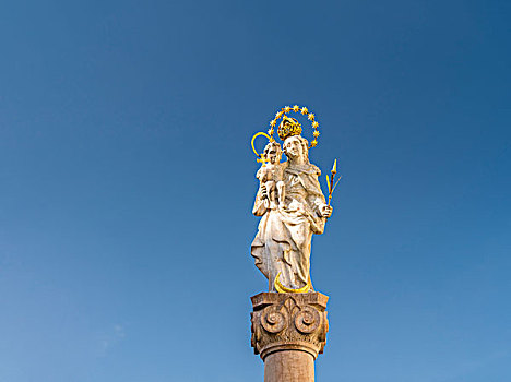 圣母玛利亚,雕塑,正面,蓝天