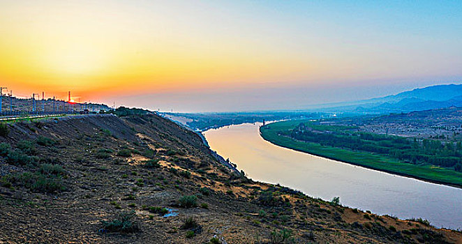 宁夏中卫沙坡头,黄河九龙湾,300度大转弯