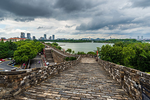 南京明城墙台城段