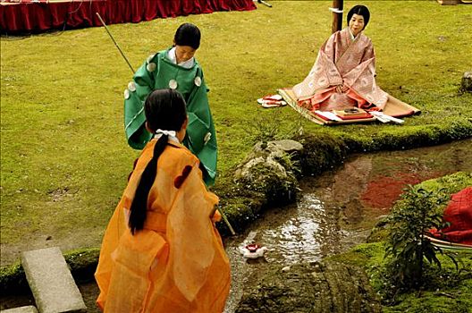 女孩,和服,时期,操纵,漂浮,木质,日本米酒,器具,神圣,河流,神祠,京都,日本,亚洲