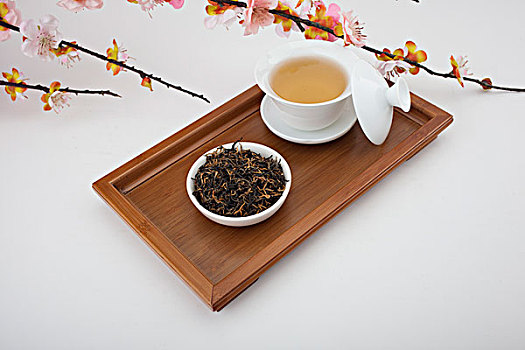http://www.qunran.cn/html/83f4199875.html