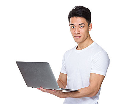 亚洲人,男青年,使用,笔记本电脑