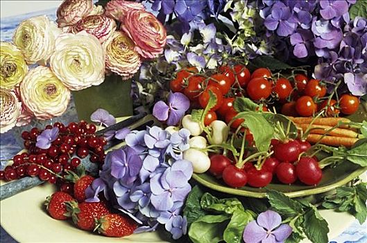 静物,夏季水果,蔬菜,花