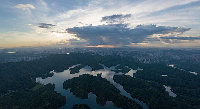 清晨时分的广东惠州市红花湖景区航拍风光