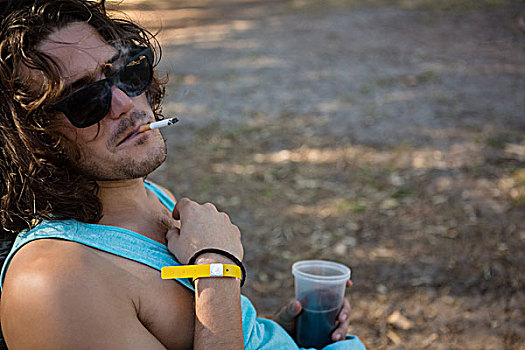 男人,吸烟,香烟,公园,醉酒