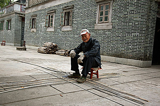 老人,制作,藤条,篮子,户外,房子,乡村,中国