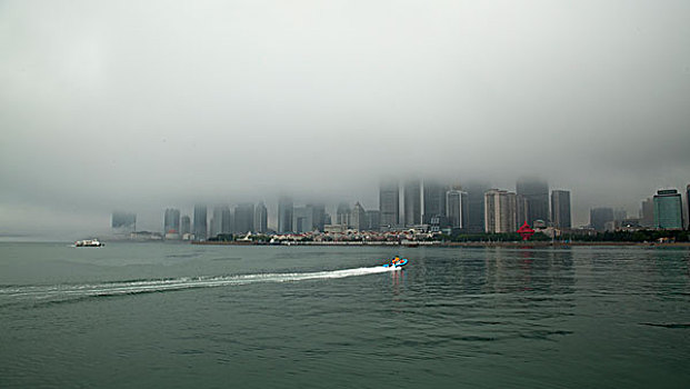 青岛海滨