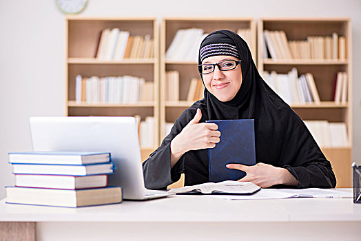 穆斯林,女孩,头巾,学习,准备,考试