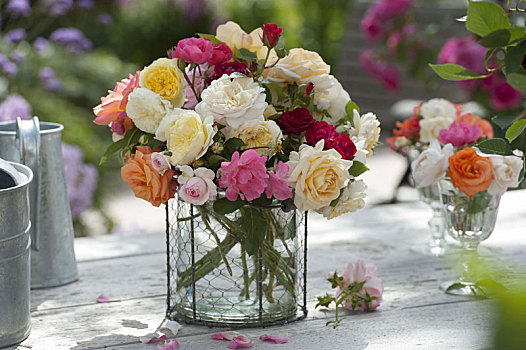 彩色,混合,花束,粉色,玫瑰,玻璃花瓶